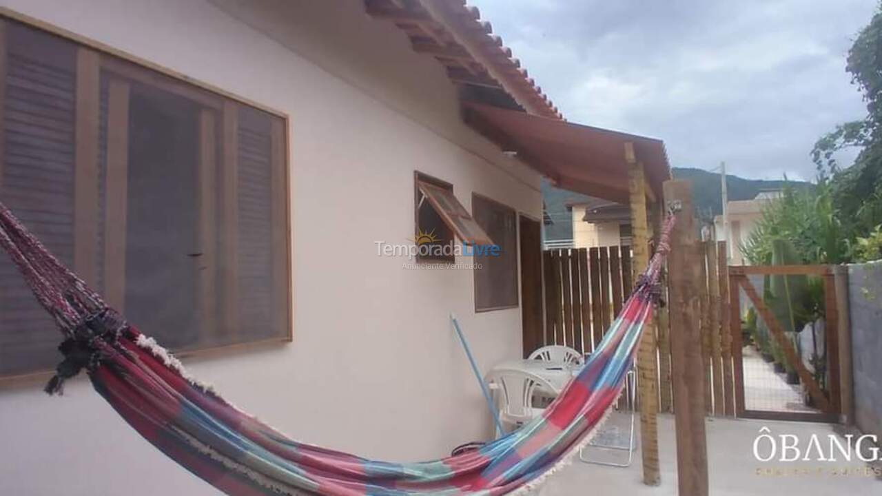 Apartamento para aluguel de temporada em Ubatuba (Maranduba)