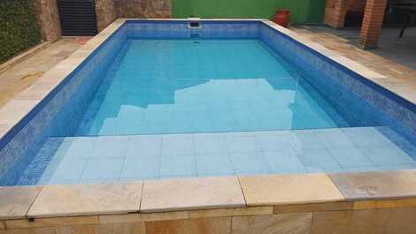 BEACH HOUSE WITH POOL IN ITANHAEM-SP