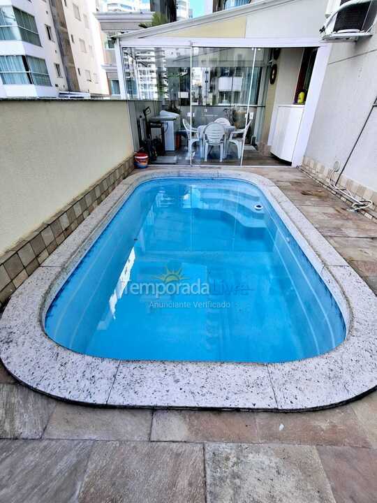 Apartment for vacation rental in Itapema (Meia Praia)