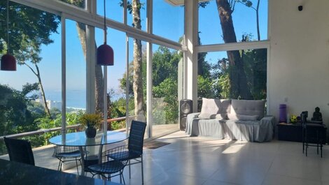 Moon House en São Conrado # 705