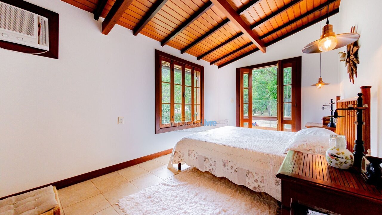 Casa para alquiler de vacaciones em Petrópolis (Araras)