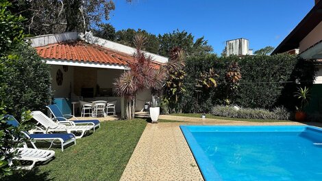 Hermosa Casa de Una Planta en la Riviera - Piscina Climatizada - Módulo 20