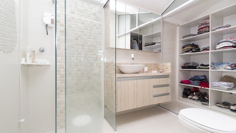 ÓTIMA CASA QUADRA MAR NA PRAIA DO CENTRO DE PORTO BELO