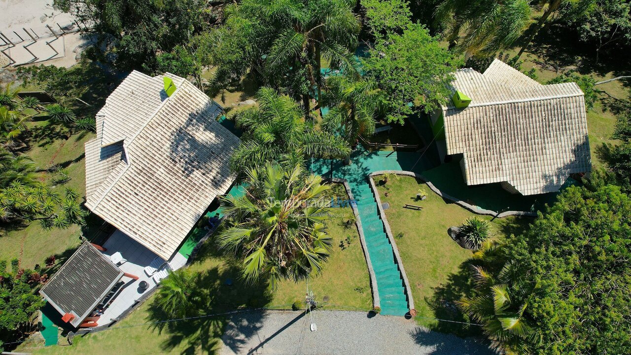 Casa para aluguel de temporada em Porto Belo (Araca)