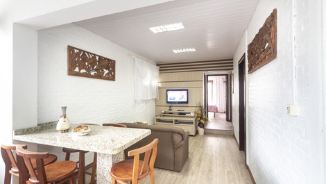 ÓTIMA CASA QUADRA MAR NA PRAIA DO CENTRO DE PORTO BELO