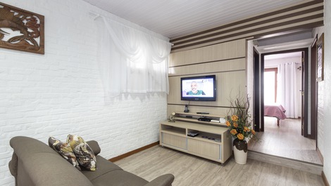 ÓTIMA CASA QUADRA MAR NA PRAIA DO CENTRO DE PORTO BELO