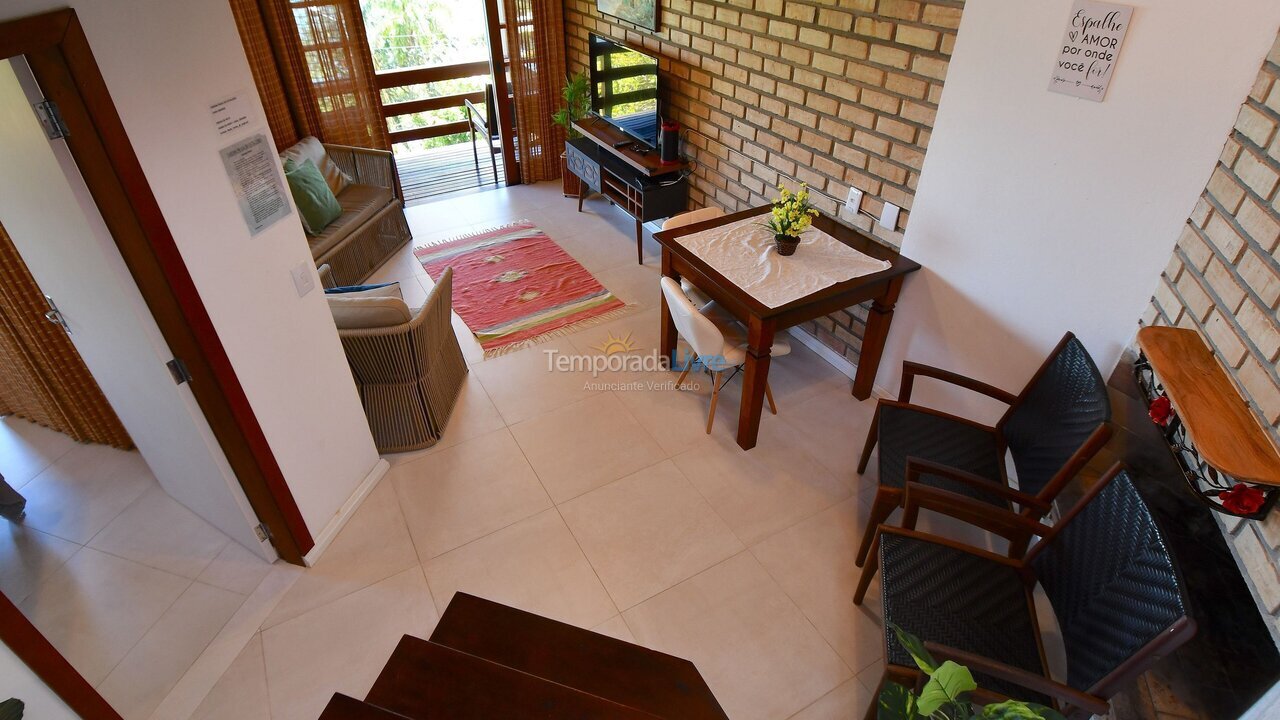 Casa para aluguel de temporada em Porto Belo (Araca)