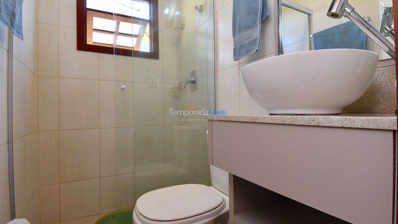 Casa para aluguel de temporada em Porto Belo (Araca)