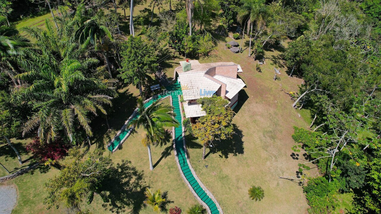 Casa para aluguel de temporada em Porto Belo (Araca)