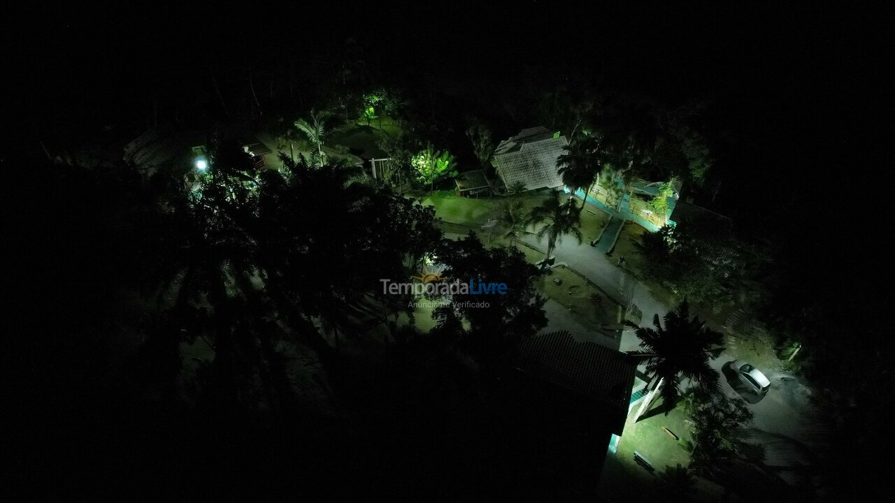 Casa para aluguel de temporada em Porto Belo (Araca)