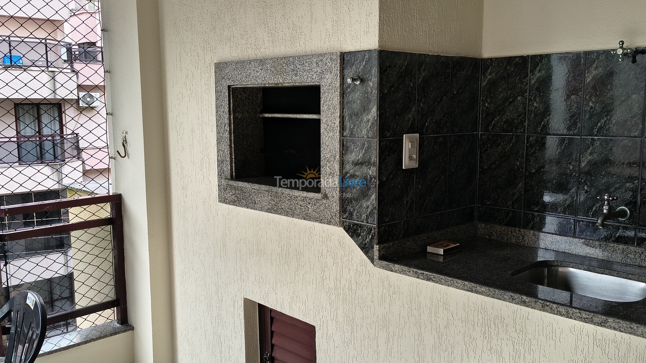 Apartamento para aluguel de temporada em Itapema (Meia Praia)