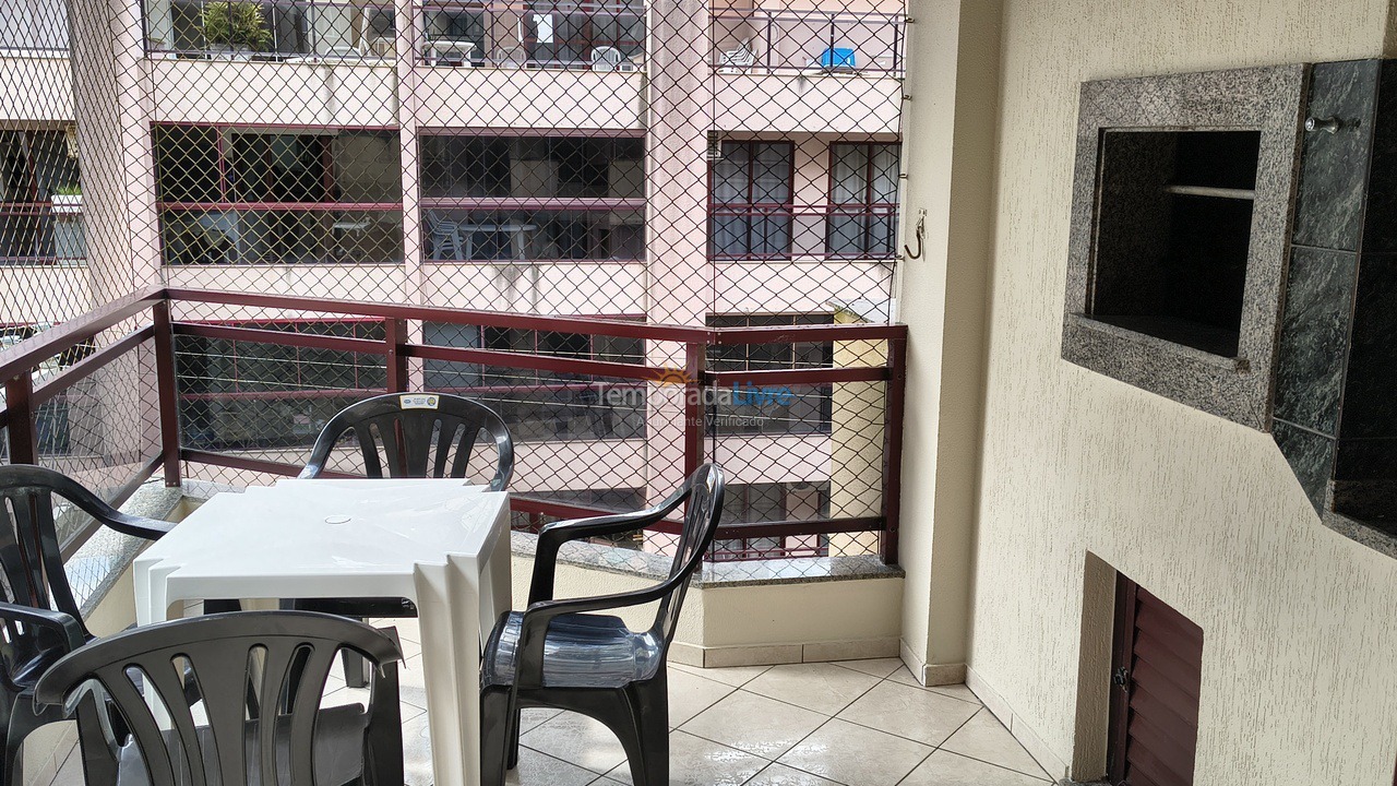 Apartamento para aluguel de temporada em Itapema (Meia Praia)