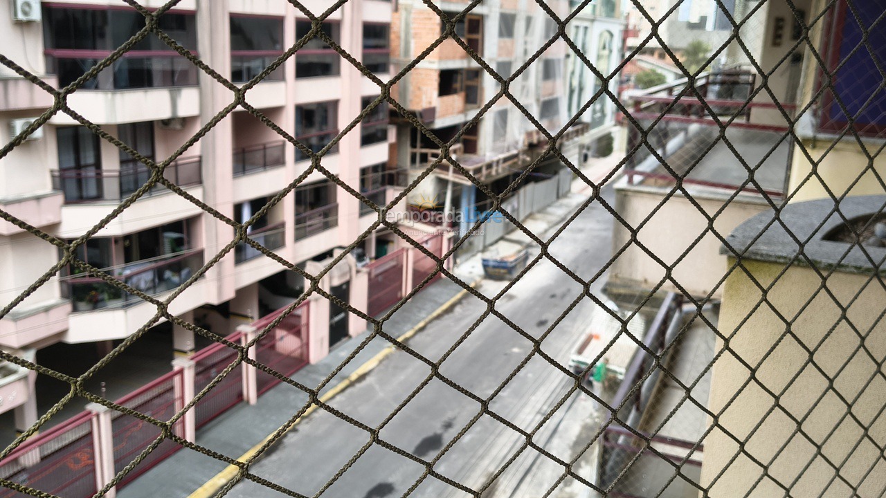 Apartamento para aluguel de temporada em Itapema (Meia Praia)