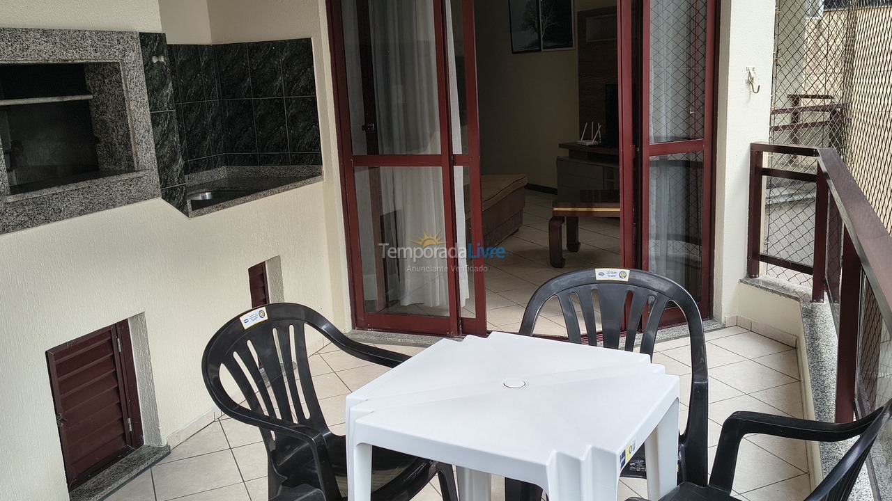 Apartamento para aluguel de temporada em Itapema (Meia Praia)