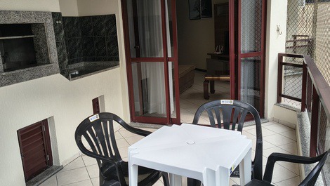 Sacada com churrasqueira 