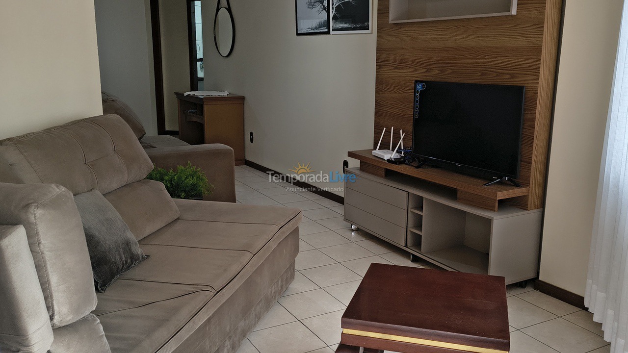 Apartamento para aluguel de temporada em Itapema (Meia Praia)