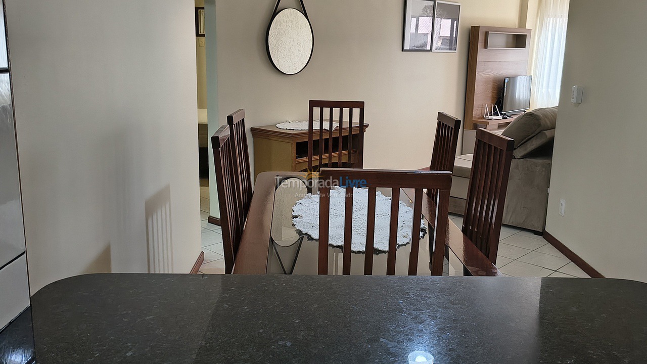 Apartamento para aluguel de temporada em Itapema (Meia Praia)