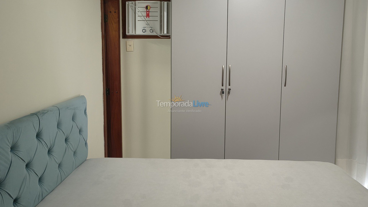 Apartamento para aluguel de temporada em Itapema (Meia Praia)