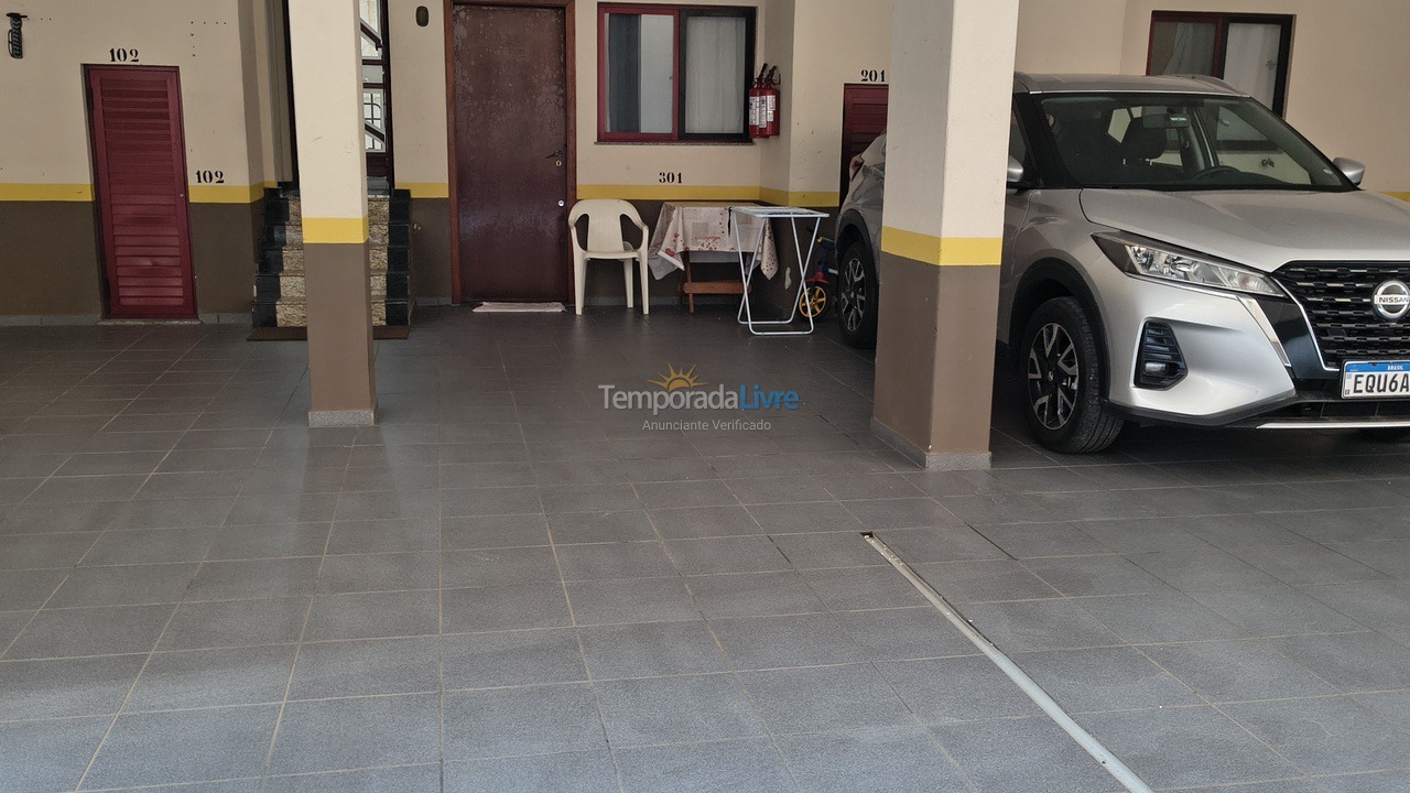 Apartamento para aluguel de temporada em Itapema (Meia Praia)