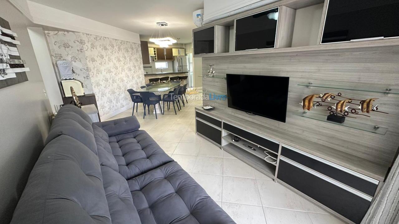 Apartment for vacation rental in Bombinhas (Praia de Bombas)