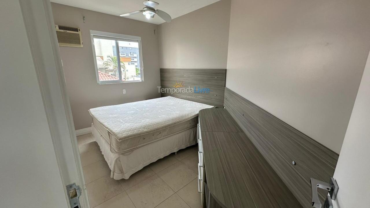 Apartment for vacation rental in Bombinhas (Praia de Bombas)