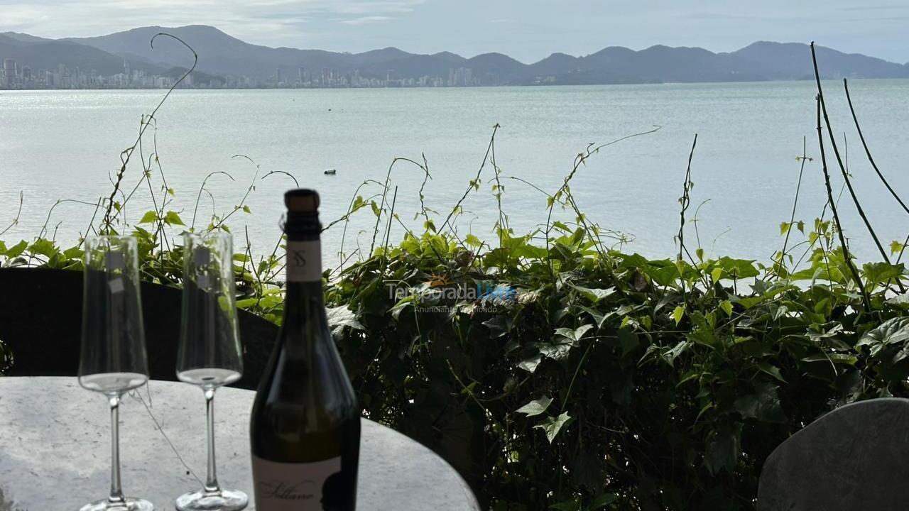 House for vacation rental in Porto Belo (Centro)