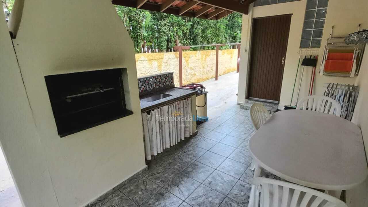 House for vacation rental in São Sebastião (Toque Toque Pequeno)