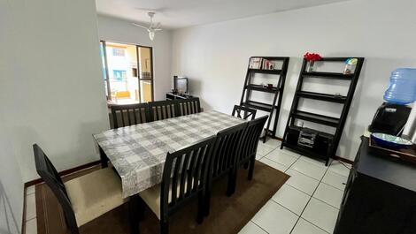 Apartamento em Meia Praia para 8 pessoas