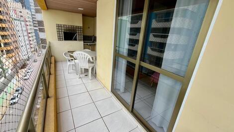 Apartamento em Meia Praia para 8 pessoas