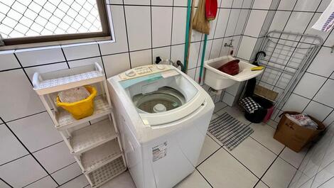 Apartamento em Meia Praia para 8 pessoas