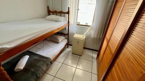 Apartamento em Meia Praia para 8 pessoas