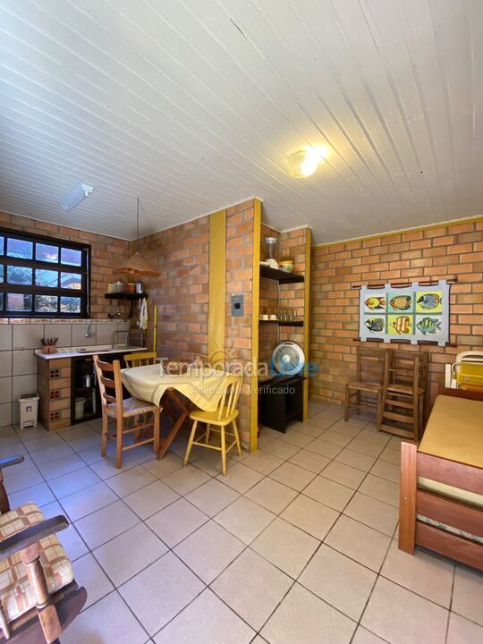 Apartment for vacation rental in Florianopolis (Canasvieiras)