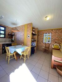 Guesthouse in Canasvieiras, one block from the sea.