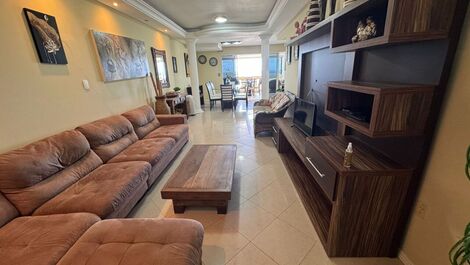 Apartment Ocean Front in Meia Praia - Itapema SC