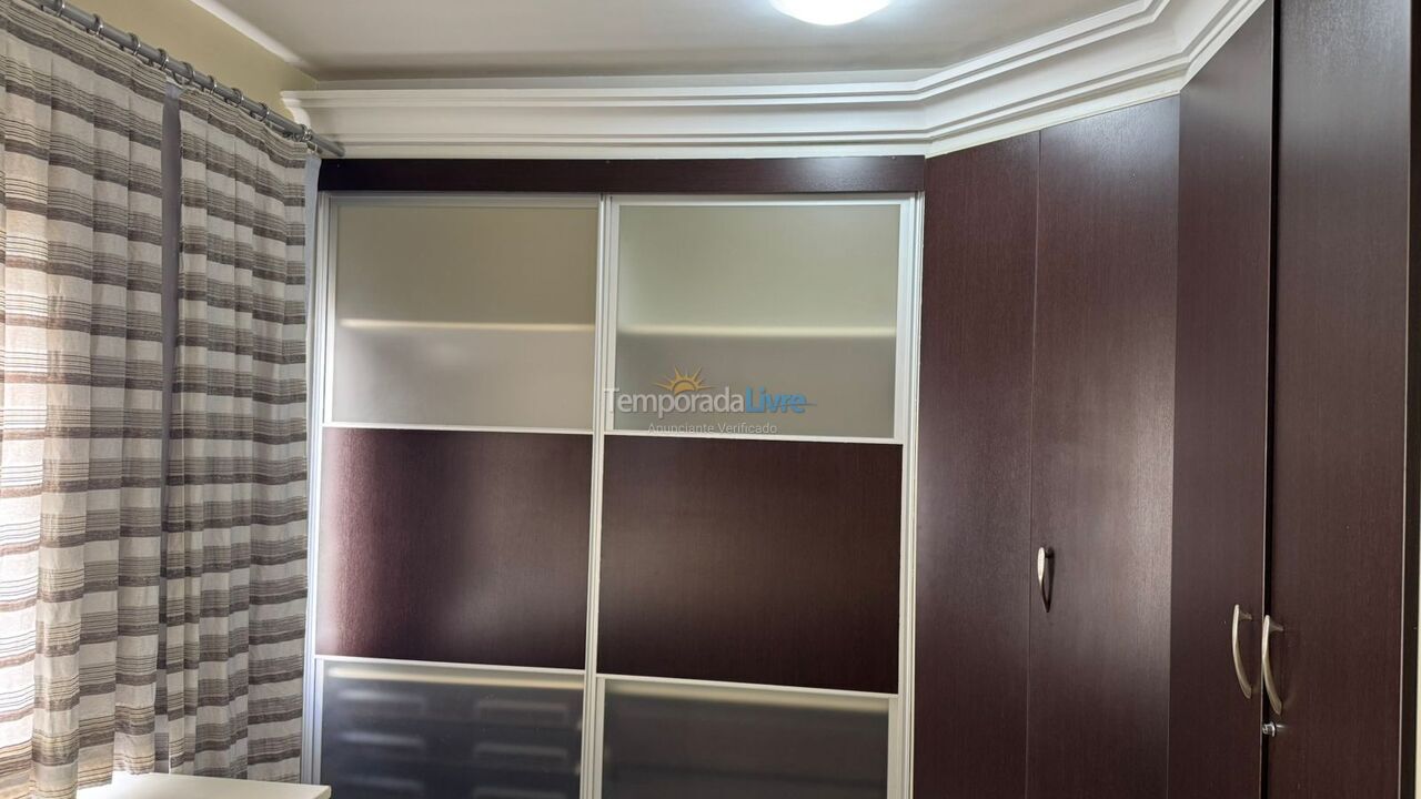 Apartment for vacation rental in Itapema (Meia Praia)