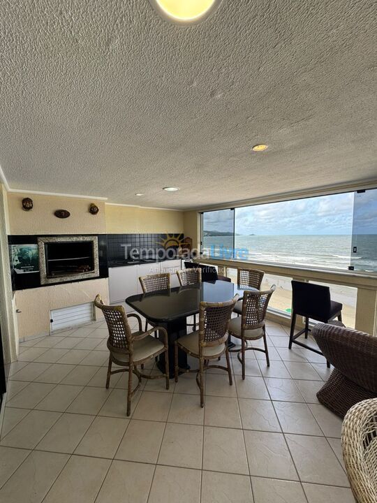 Apartment for vacation rental in Itapema (Meia Praia)