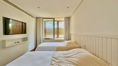 Condomínio frente ao mar, 5 suítes, piscina privativa, Baleia.