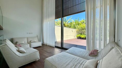 Condomínio frente ao mar, 5 suítes, piscina privativa, Baleia.