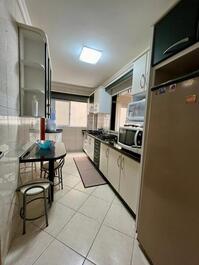 Apartamento para 10 pessoas na Quadra do Mar em Meia Praia