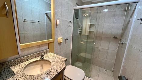 Apartamento para 10 pessoas na Quadra do Mar em Meia Praia