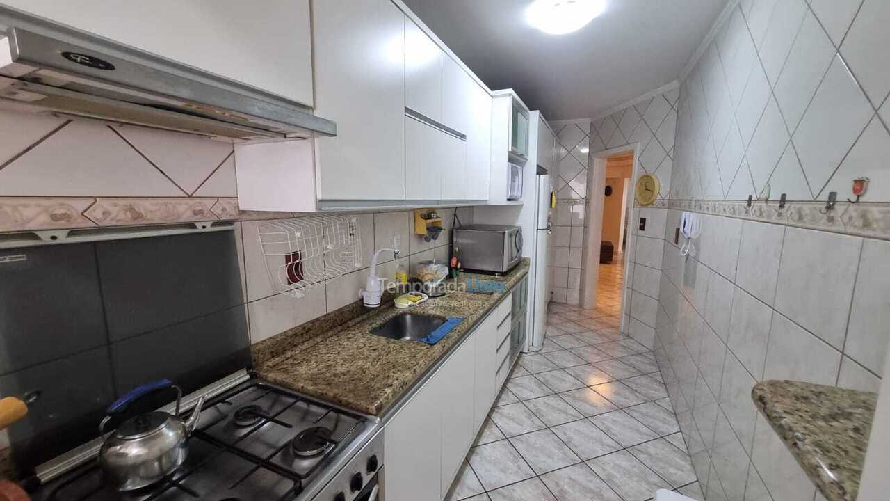 Apartment for vacation rental in Itapema (Meia Praia)