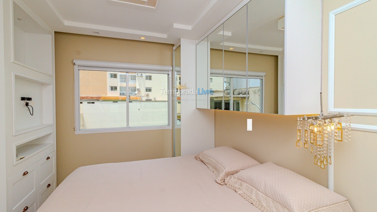 Apartamento para aluguel de temporada em Balneário Camboriú (Centro)