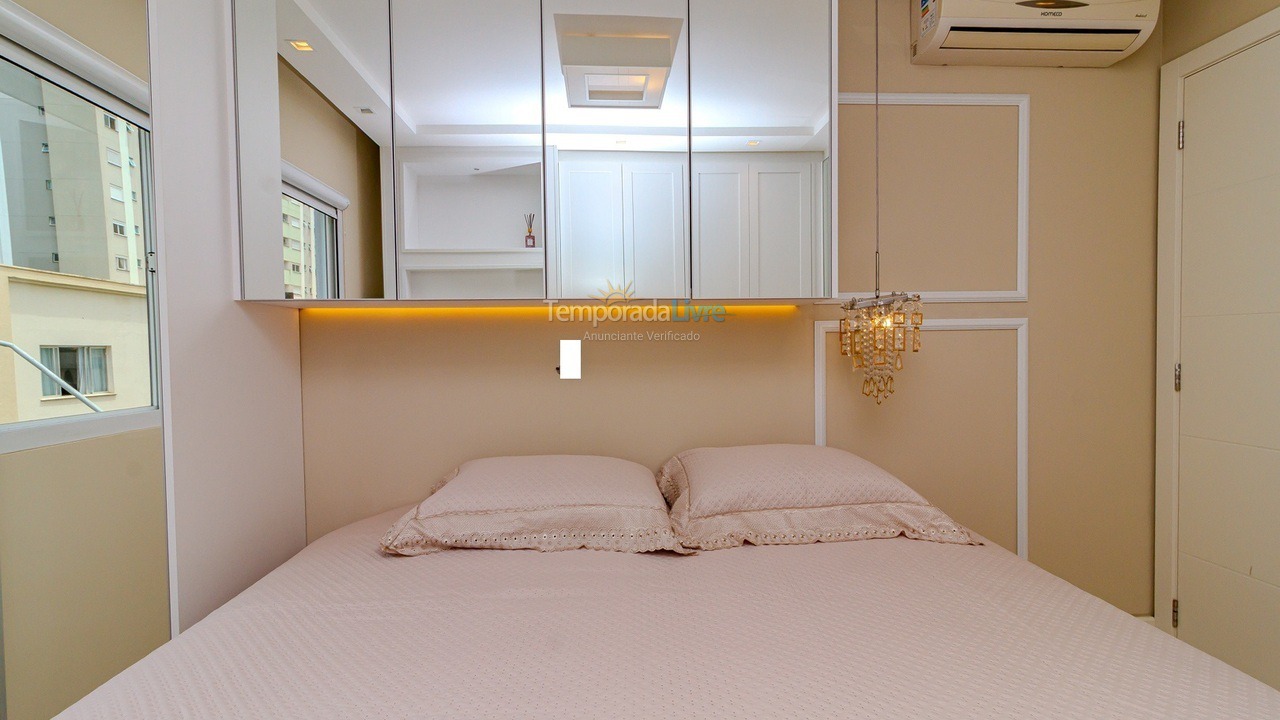 Apartamento para aluguel de temporada em Balneário Camboriú (Centro)