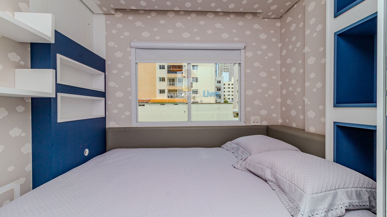 Apartamento para aluguel de temporada em Balneário Camboriú (Centro)