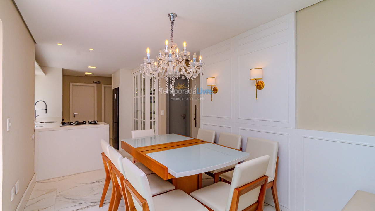 Apartamento para aluguel de temporada em Balneário Camboriú (Centro)