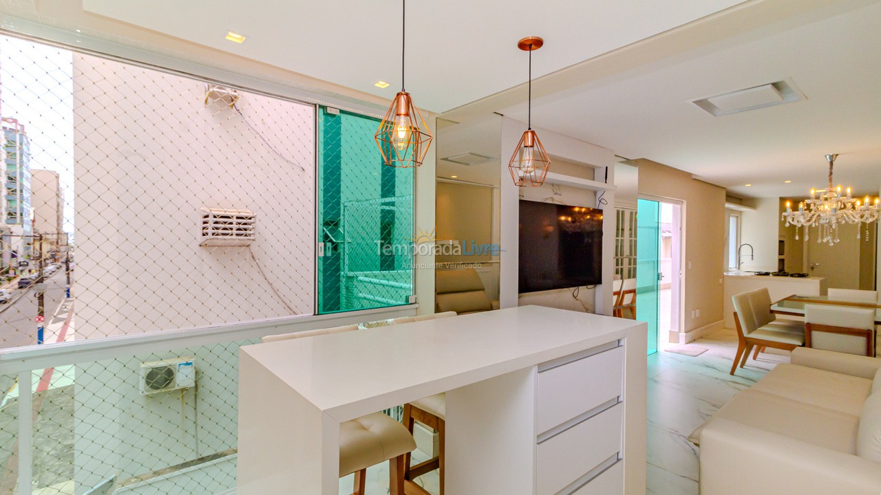 Apartamento para aluguel de temporada em Balneário Camboriú (Centro)