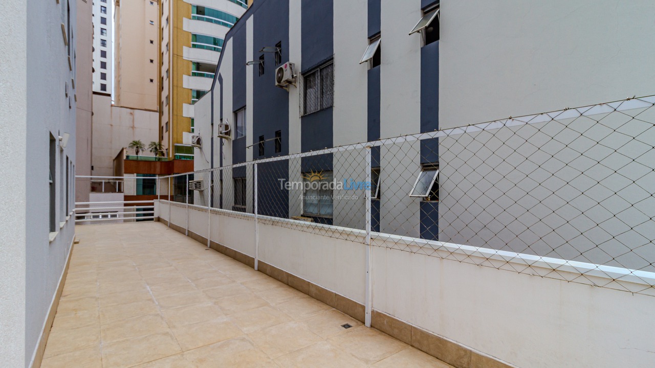 Apartamento para aluguel de temporada em Balneário Camboriú (Centro)