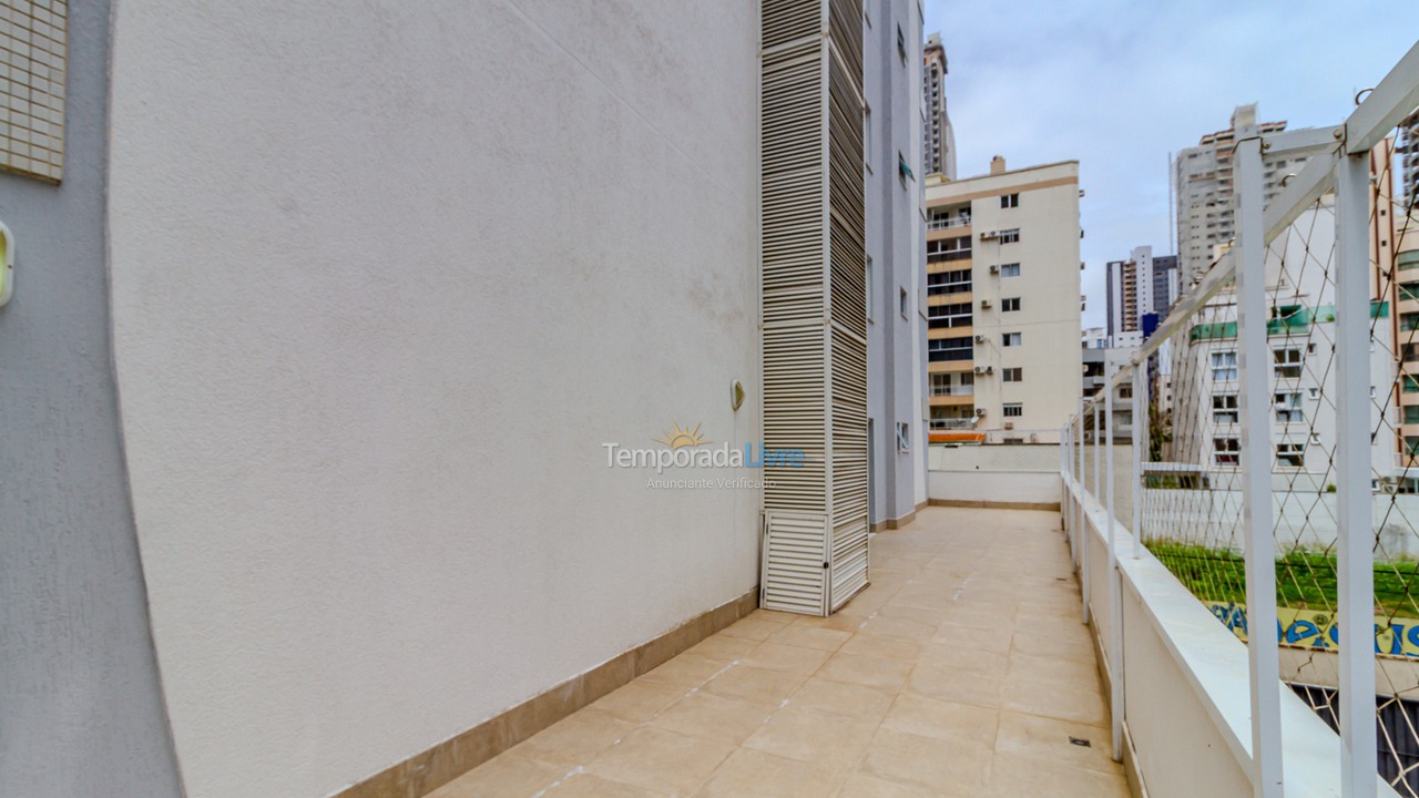 Apartamento para aluguel de temporada em Balneário Camboriú (Centro)