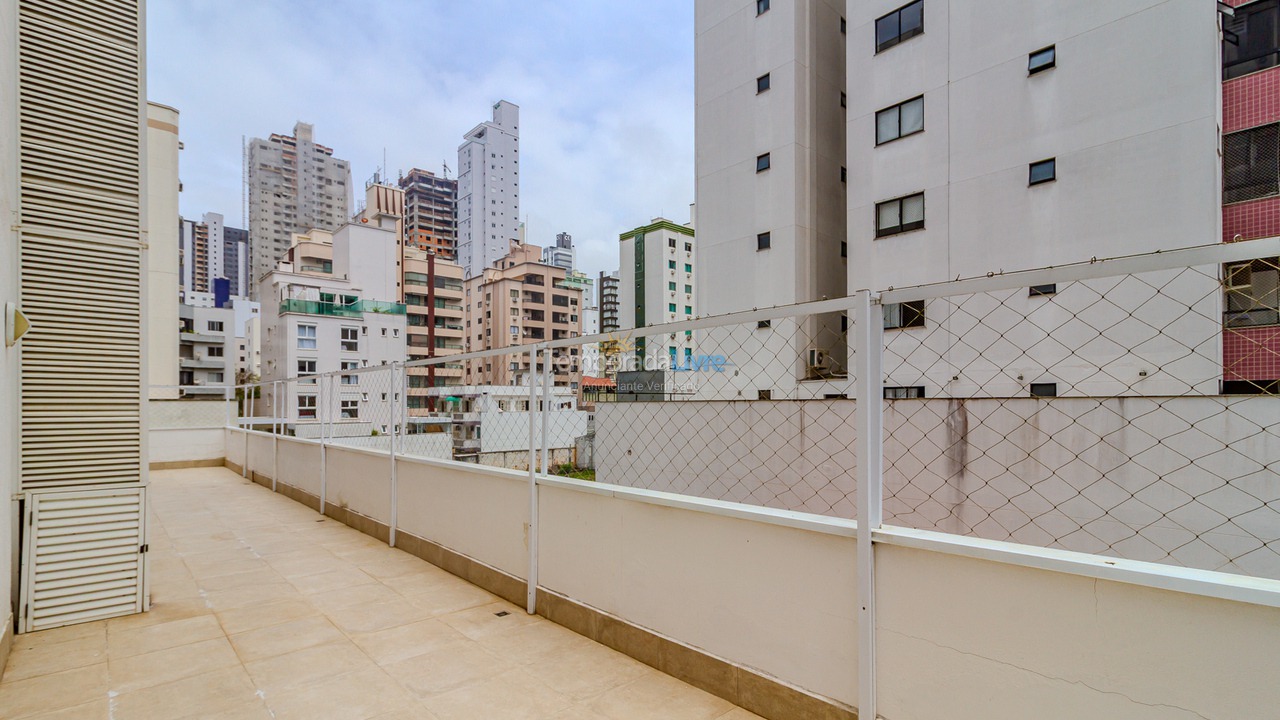 Apartamento para aluguel de temporada em Balneário Camboriú (Centro)