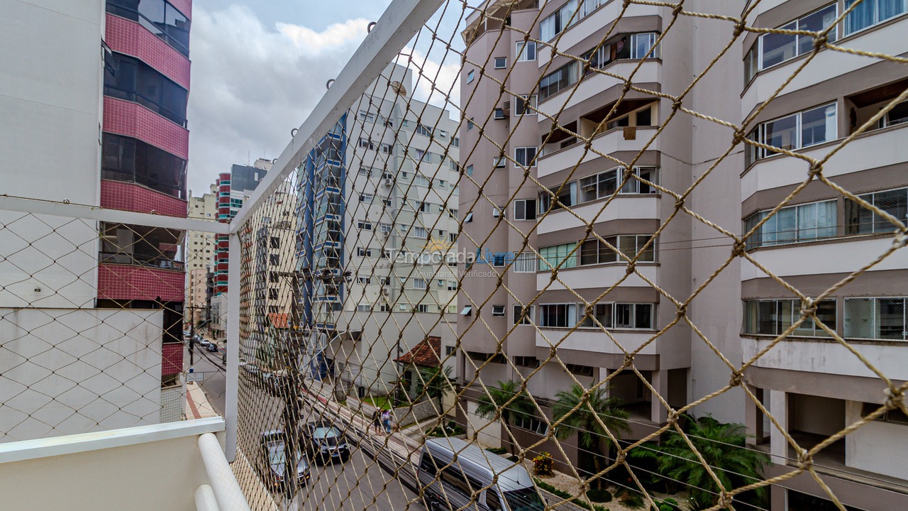 Apartamento para aluguel de temporada em Balneário Camboriú (Centro)
